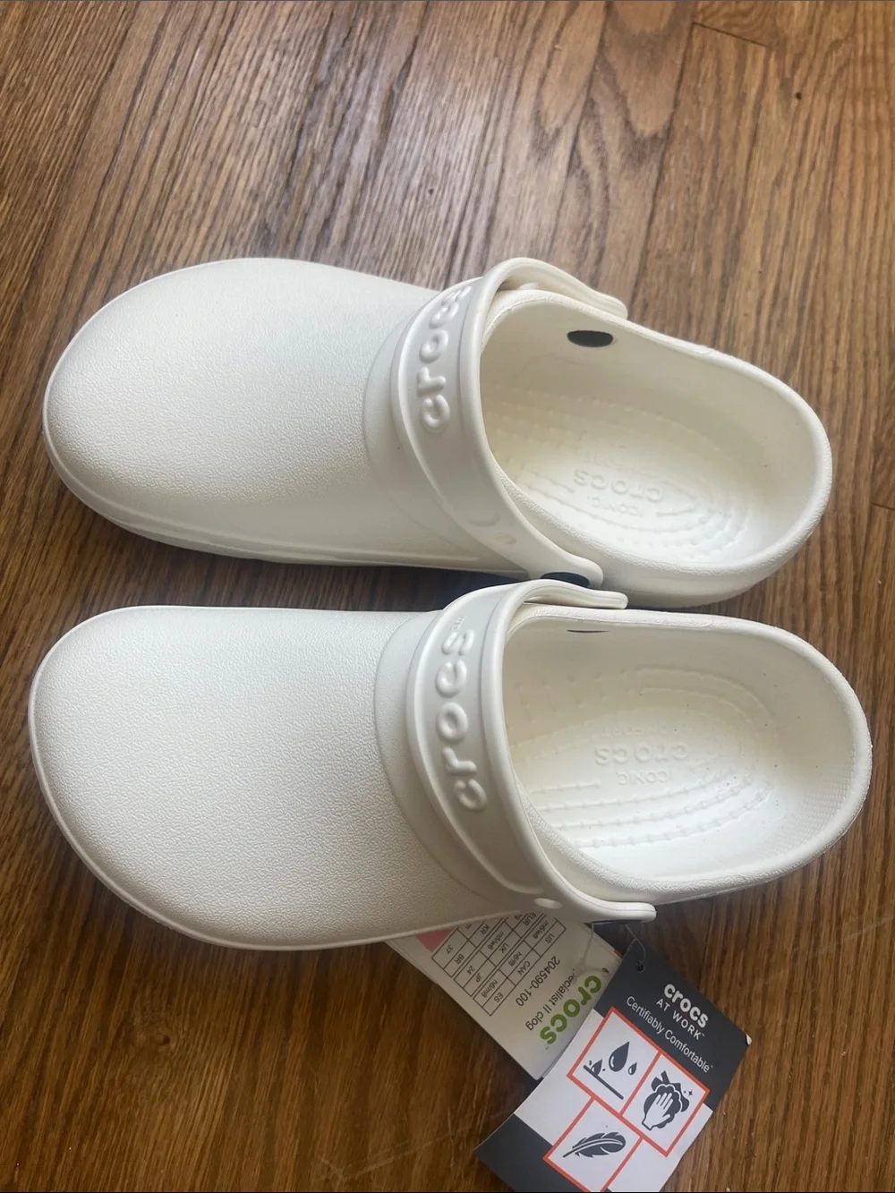 CROCS M6 W8 Classic Clog in White